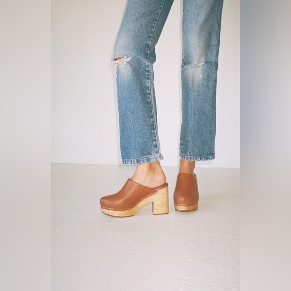 Charlotte Stone Luggage Marlo Clogs - Size 12